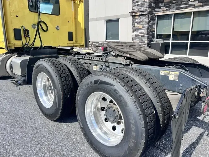2021 Peterbilt 579