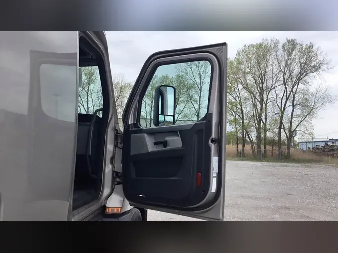 2021 Freightliner Cascadia