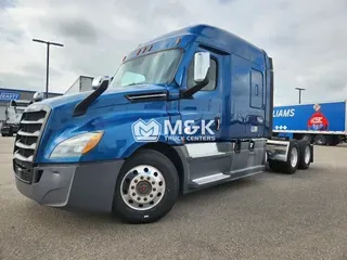 2021 FREIGHTLINER Cascadia 126