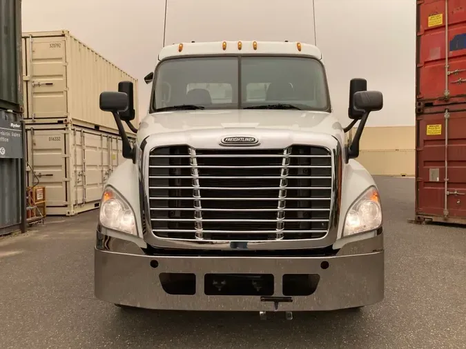 2019 FREIGHTLINER/MERCEDES CASCADIA 125c2f4fa00b591e86dbb9e32259c361f58