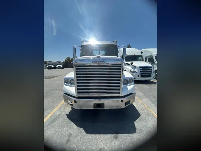 2018 FREIGHTLINER CORONADO 122