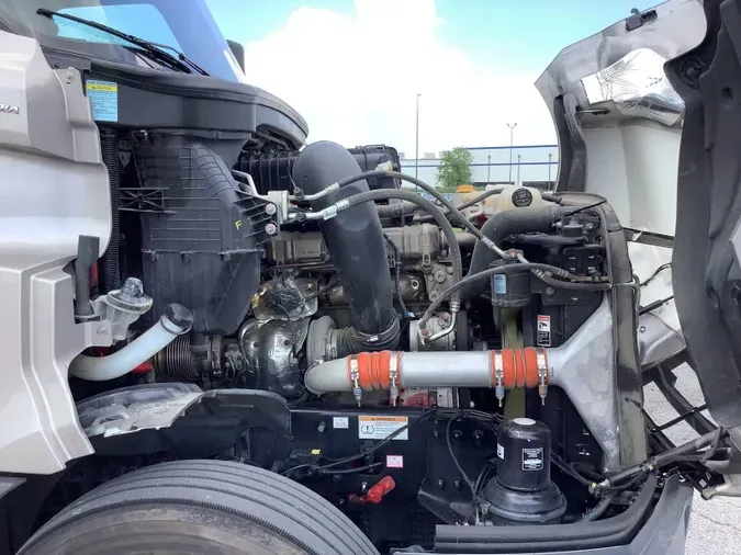 2024 Freightliner Cascadia 126