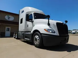 2021 International LT