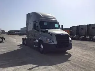 2024 Freightliner Cascadia