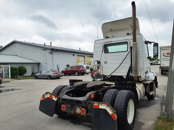 2016 VOLVO VNL42TRACTOR