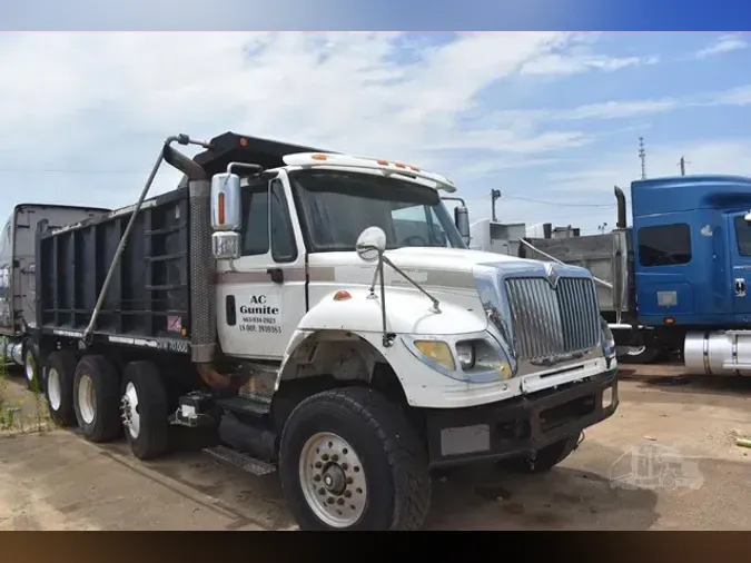 2005 INTERNATIONAL WORKSTAR 7600
