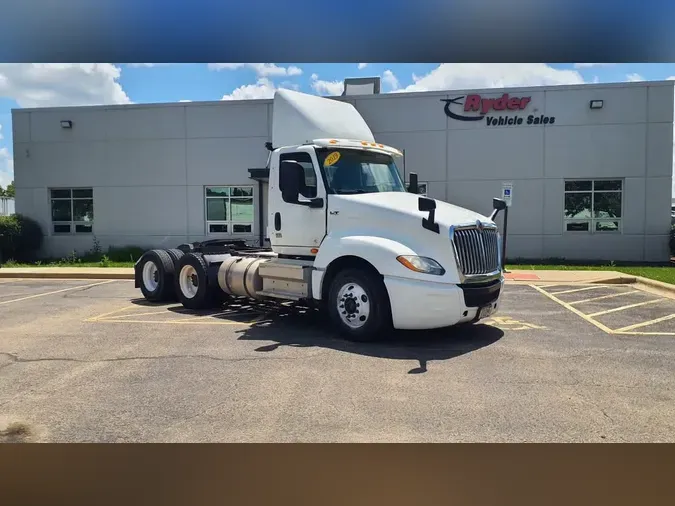 2019 NAVISTAR INTERNATIONAL LT625 DAYCAB T/Ac30f29ed76e34f579ec1a14dff7dfb6d