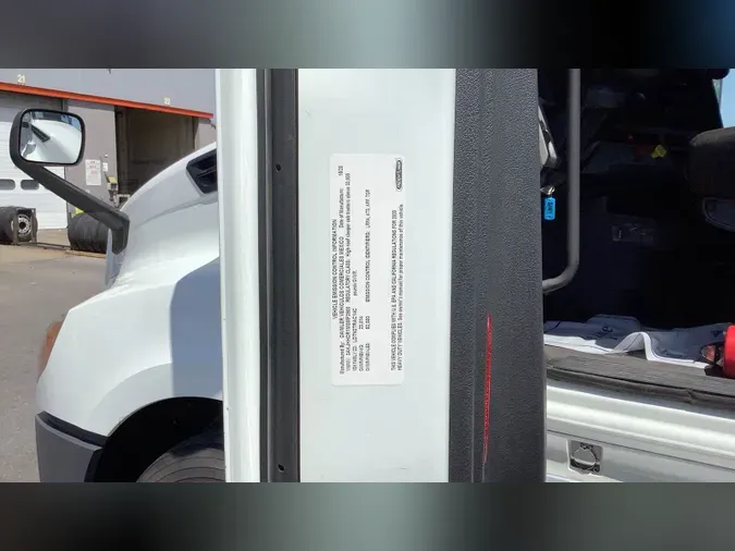 2021 Freightliner Cascadia 126