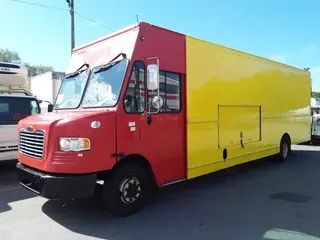 2017 FRTLR CUSTOM CHASSIS CORP MT-55 WALK-IN