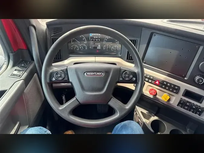 2021 FREIGHTLINER CA126