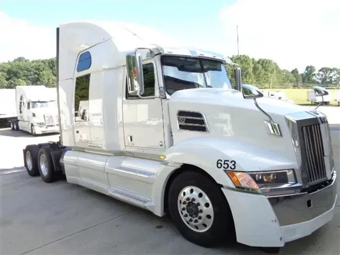 2020 WESTERN STAR 5700XE