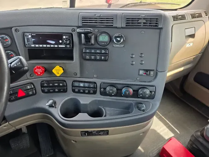 2019 FREIGHTLINER/MERCEDES CASCADIA 125c31aed481274ee16132728d4beb4e6ea