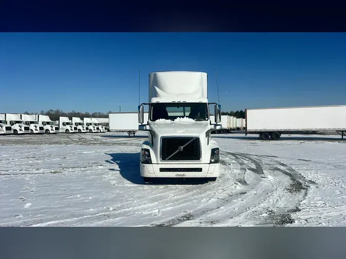 2018 Volvo VNL300