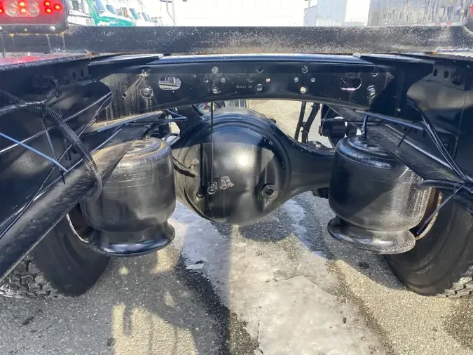 2020 FREIGHTLINER/MERCEDES M2 106