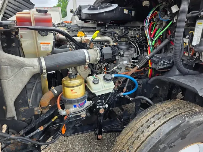 2019 FREIGHTLINER CASCADIA 125