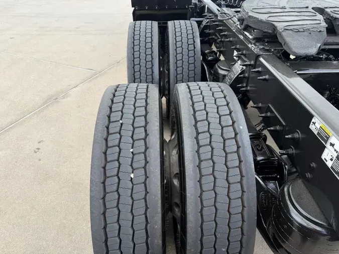 2021 Peterbilt 567c3226bd04fe83b5d1c9a1c57ce302a43
