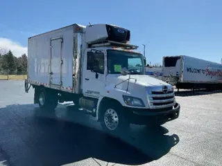 2016 HINO TRUCK 268