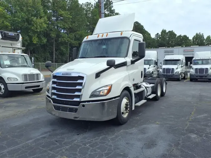 2019 FREIGHTLINER NEW CASCADIA PX12664