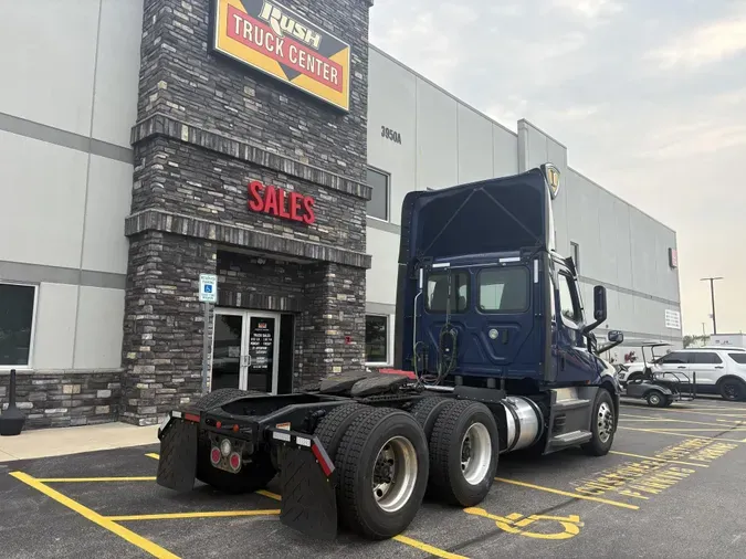 2022 Freightliner Cascadia