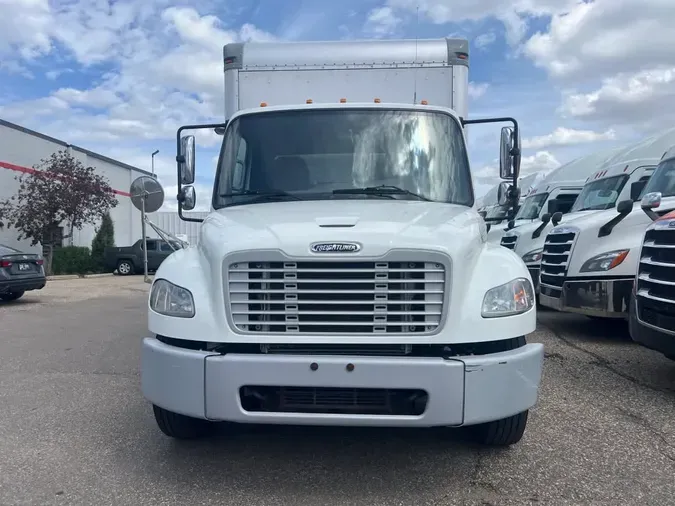 2016 FREIGHTLINER/MERCEDES M2 106