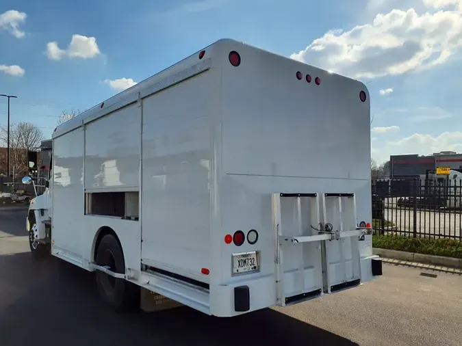 2019 HINO HINO 338
