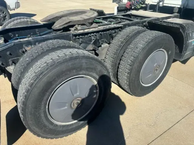 2019 Freightliner New Cascadia 126c337e77da69bd3f845196b0049fb0bb9