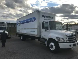 2017 HINO TRUCK 268