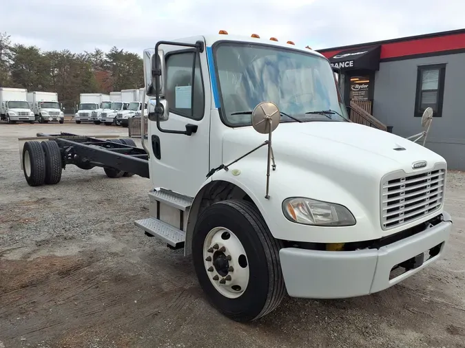 2019 FREIGHTLINER/MERCEDES M2 106