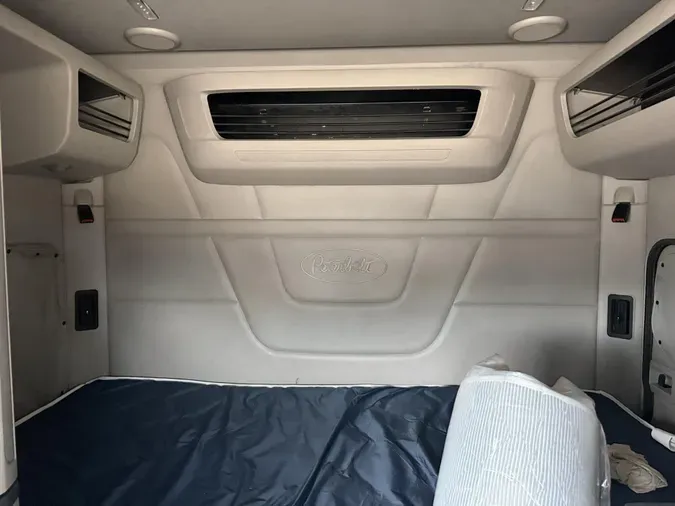 2022 Peterbilt 579c3402d5bd35fae3af1160c18ceb108aa