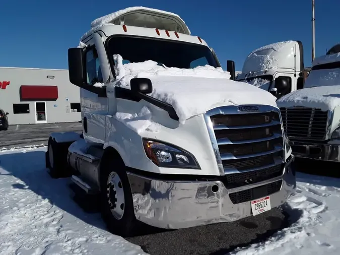 2020 FREIGHTLINER/MERCEDES NEW CASCADIA 116c340914de631073fd3b40923aead6094