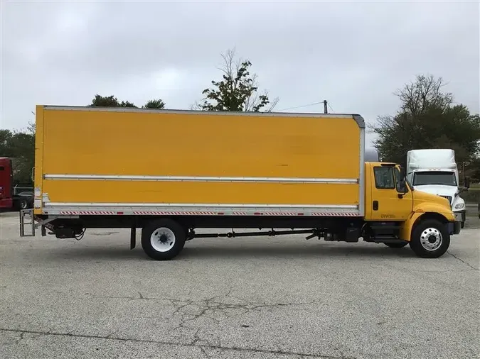 2019 INTERNATIONAL 4300