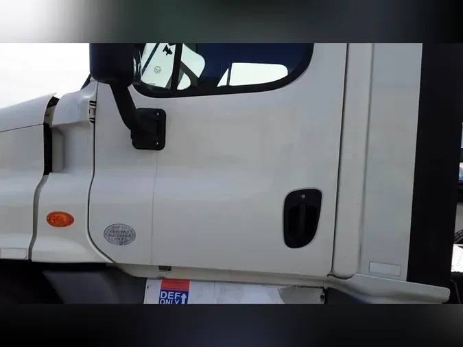 2019 Freightliner Cascadia 125