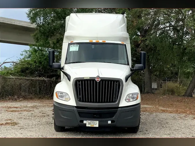2022 INT LT625 6x4
