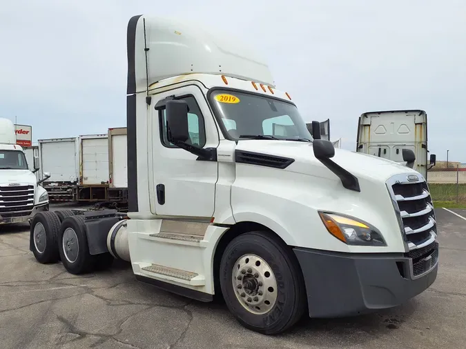 2019 FREIGHTLINER/MERCEDES NEW CASCADIA PX12664