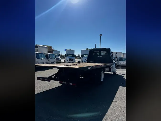 2019 FREIGHTLINER M2 106
