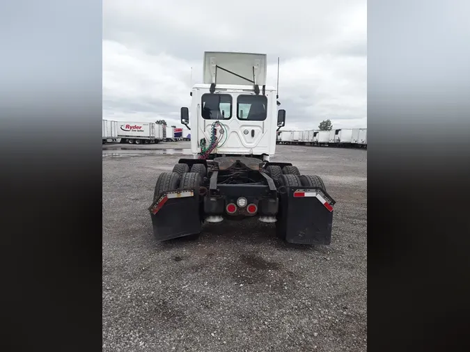 2018 FREIGHTLINER/MERCEDES CASCADIA 125