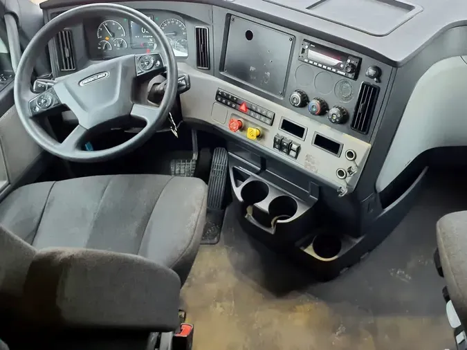 2022 FREIGHTLINER NEW CASCADIA PX12664