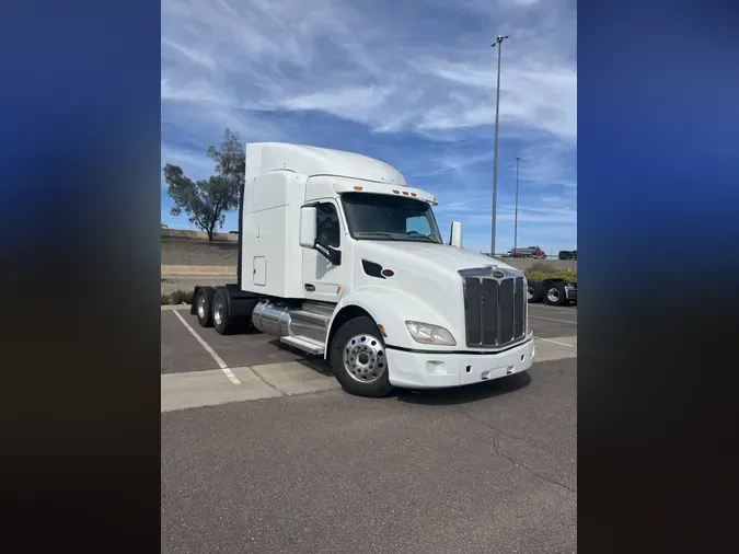 2022 Peterbilt 579