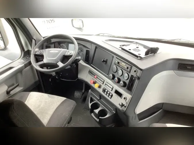 2020 Freightliner Cascadia
