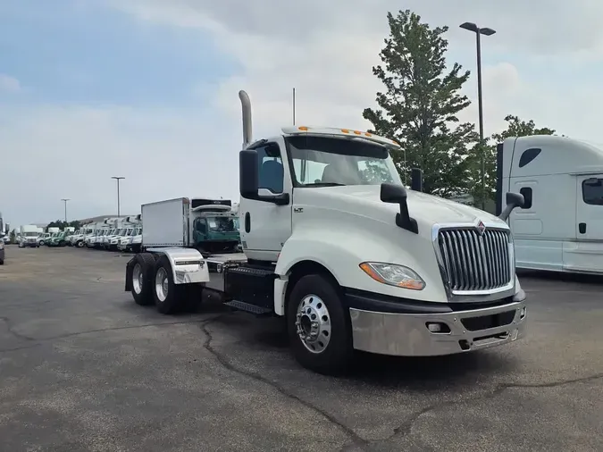 2020 NAVISTAR INTERNATIONAL LT625 DAYCAB T/A