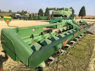 2016 John Deere 608C