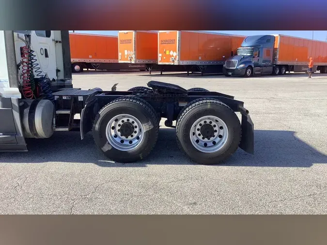 2019 Freightliner Cascadia 126c355f9ab9a8e9527bf9ded835b5d3570