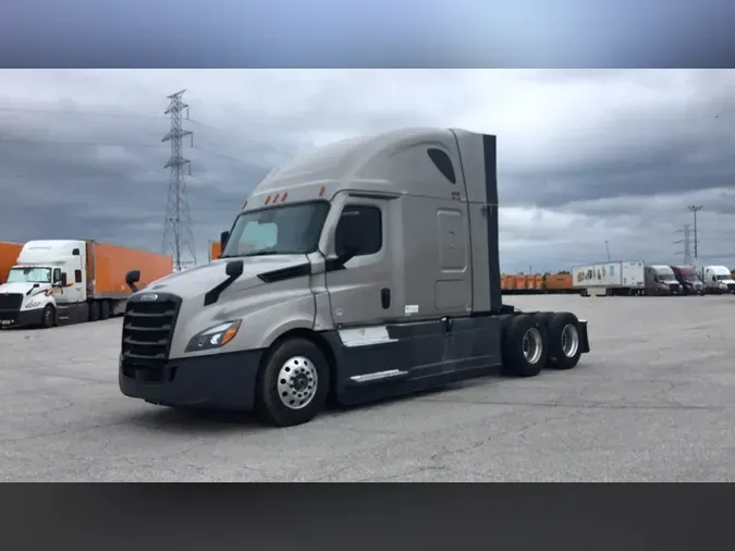 2022 Freightliner Cascadia 126