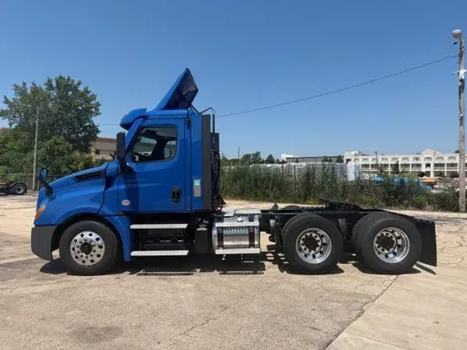 2020 Freightliner Cascadia