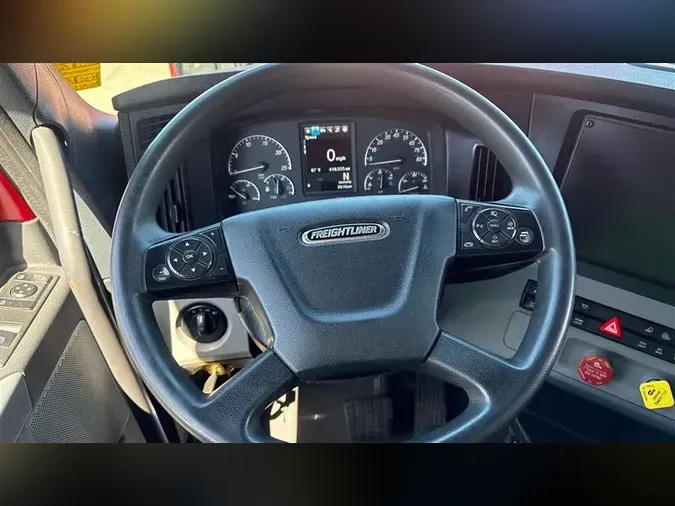 2022 FREIGHTLINER CA126