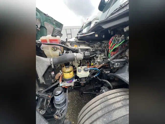 2019 FREIGHTLINER/MERCEDES CASCADIA 125