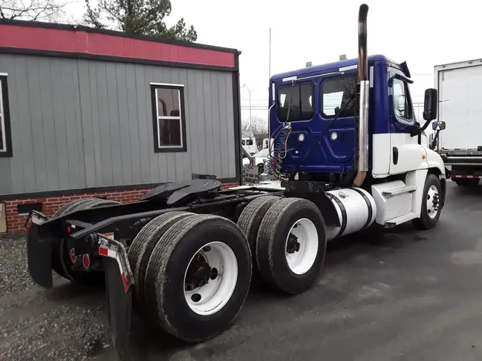 2020 FREIGHTLINER/MERCEDES CASCADIA 125