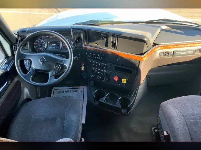 2022 INT LT625 6x4