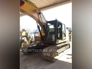 2016 Caterpillar 323F