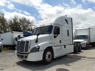 2019 FREIGHTLINER CASCADIA 125